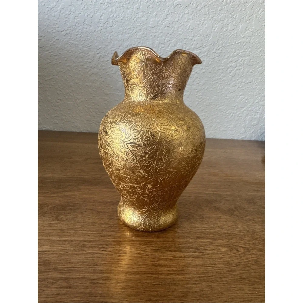 Vintage 22K gold encrusted glass vase Glastonbury Lotus Daisy Field Floral Patte